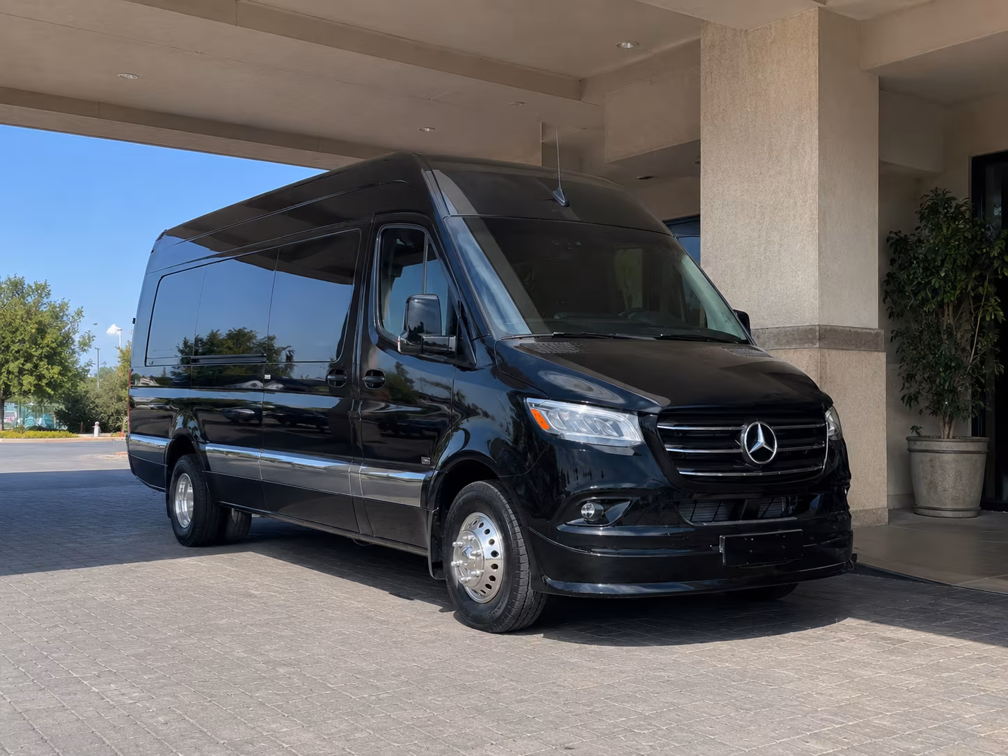 book a bus for your next wine tour 4